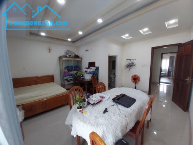 NHÀ PHỐ NGUYỄN VĂN KHỐI – GÒ VẤP – HẺM XE HƠI – 3 TẦNG – CHỈ 7.99 TỶ – GẦN CÔNG AN QUẬN - 3