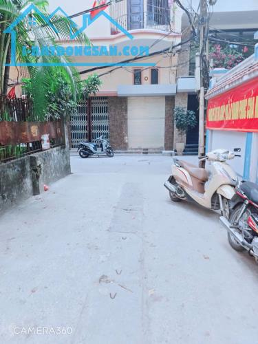 HÀNG HIẾM , BA ĐÌNH, OTO 2 MẶT NGÕ RỘNG, KINH DOANH , GẦN PHỐ  Vị trí trung tâm ba đình 2 - 3