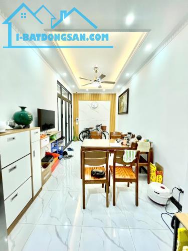 MINH KHAI NÓI KHÔNG VỚI CHỦ ĐẦU TƯ - NGÕ NÔNG 3 BƯỚC CHÂN RA TỚI PHỐ