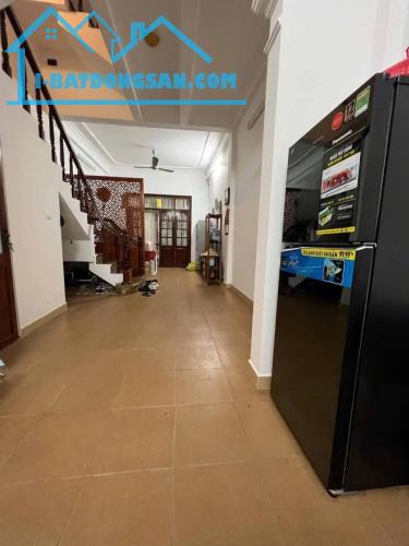 💥💥💥 VIP QUẬN ĐỐNG ĐA - NHÀ PHÂN LÔ CÁN BỘ - 2 MẶT NGÕ THOÁNG TRƯỚC SAU - Ô TÔ ĐỖ CỬA - 3
