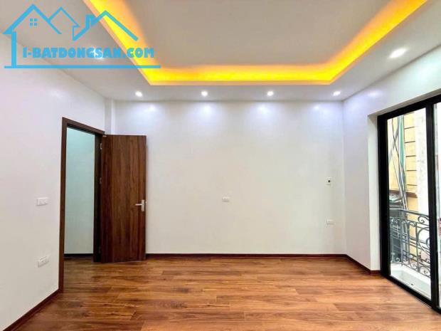 💥💥💥 VIP QUẬN ĐỐNG ĐA - NHÀ PHÂN LÔ CÁN BỘ - 2 MẶT NGÕ THOÁNG TRƯỚC SAU - Ô TÔ ĐỖ CỬA - 5