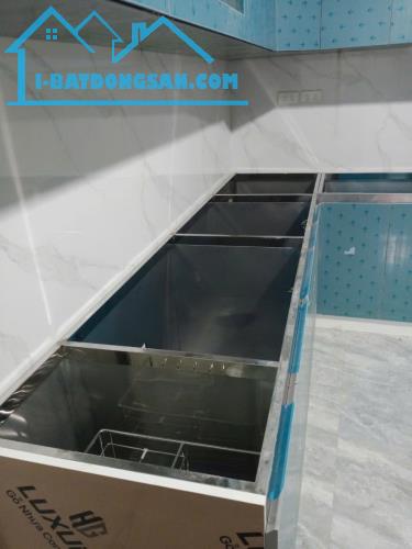 BẢO TÌM KHÁCH BÁN HỘ CHO ÔB CĂN NHÀ Ở #PHẠM_TUẤN_TÀI nhỉnh 14 tỷ ctl Vị trí:Bán nhà riên