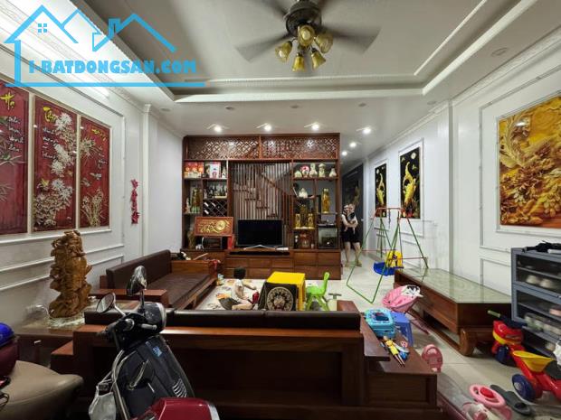 💥💥SIÊU PHẨM HOÀNG MAI – 61M x 5 TẦNG – Ô TÔ TRÁNH – GẦN HỒ ĐỀN LỪ - KINH DOANH – 13.8 TỶ