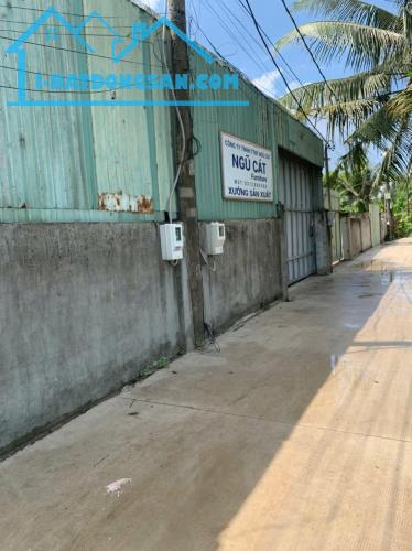 BÁN XƯỞNG ĐANG CHO THUÊ - HẺM XE HƠI - NHỊ BÌNH, HÓC MÔN - DIỆN TÍCH LỚN - GIÁ CHỈ 11 TỶ - 1