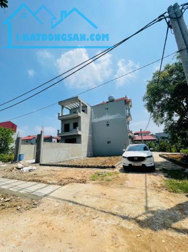 Bá đất Phụng Thượng,diện tích 107m2,mặt tiền 8m,phân lô ô tô vỉa hè,góc 2 thoáng - 1