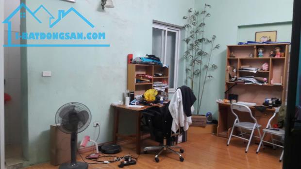 Binhbds cho thuê nhà Đông Tác 50m2 x 4 tầng 7 phòng 13tr/tháng