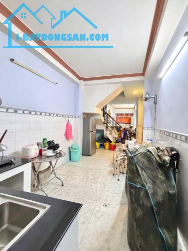 7 TỶ HƠN NHÀ QUẬN 10 - KHU TÔ HIẾN THÀNH - HẺM AN NINH - 46M2 3 LẦU ĐÚC 4PN ĐẸP