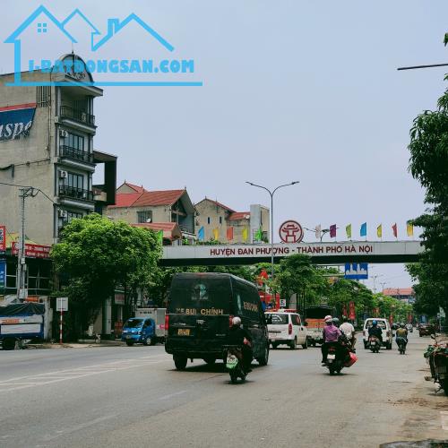 Bán đất  thị trấn Phùng,diện tích 70m2,mặt tiền5m,đường ô tô ,2 thoáng trước sau