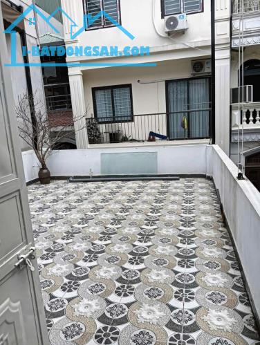 BƯỞI BA ĐÌNH  GẦN PHỐ - KHU PHÂN LÔ QUÂN ĐỘI - 3 BƯỚC RA NGÕ Ô TÔ TRÁNH - LÔ GÓC 3 THOÁNG - 4