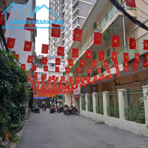 BƯỞI BA ĐÌNH  GẦN PHỐ - KHU PHÂN LÔ QUÂN ĐỘI - 3 BƯỚC RA NGÕ Ô TÔ TRÁNH - LÔ GÓC 3 THOÁNG - 5