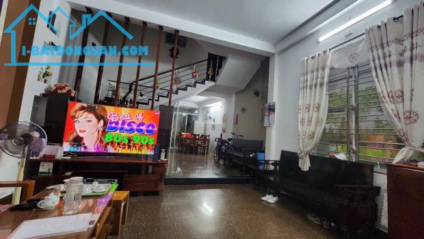 # Nhà Kiệt gần MT Thái Thị Bôi, Chợ, 170m2, ngang 8, 3 tầng, 5.x tỷ