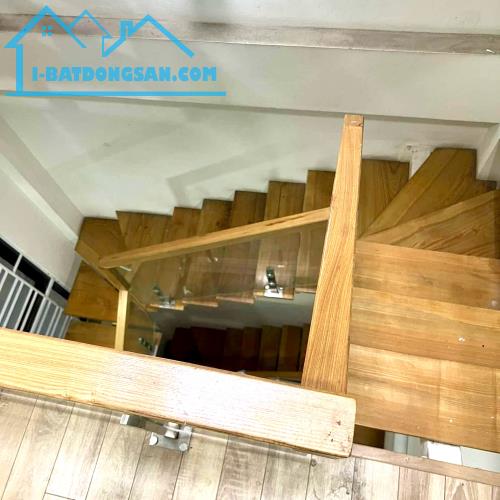 BÁN NHÀ MẶT PHỐ ĐÔNG CÁC, TRUNG TÂM ĐỐNG ĐA, 31m2 5 tầng 18 đ kinh doanh mọi loại hình. - 3