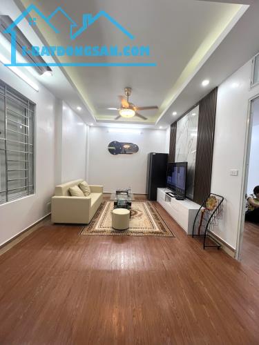 Bán CC mini Thái Hà, Đống Đa 35m, tặng nội thất, phôi sổ riêng giá 1.45 tỷ - 50m ra phố - 1
