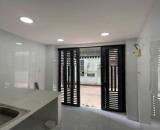 Nhà Đẹp Giá Rẻ Trung Tâm Quận 10 – 3 Tầng Chỉ 1.2 Tỷ, Sổ Hồng Riêng" nở hậu
