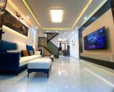 Bán gấp nha mới đẹp ở ngay Bùi Văn Ba 50m2, full nội thất cao cấp, SHR, chỉ 6.2 Tỷ.
