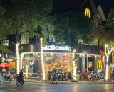 mặt bằng kinh doanh nhà hàng, cafe mặt phố Duy Tân – Lô góc 50m – Diện tích 250m2 thông sà