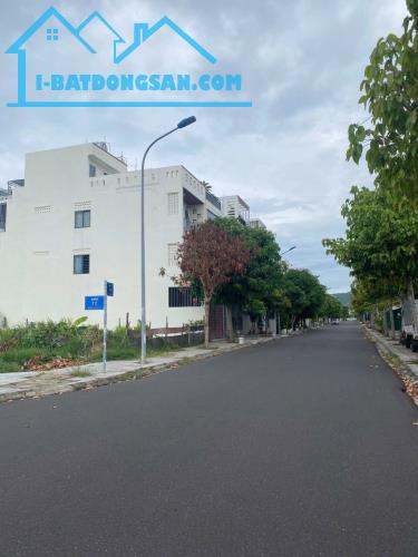 🔥Bán lô đất mặt tiền đường T12 KĐT An Bình Tân- Nha Trang. Giá 5 tỷ 6. Sổ hồng cá nhân