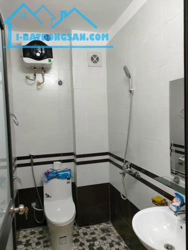 NHÀ ĐẸP HIẾM- LÔ GÓC 3 THOÁNG- GẦN PHỐ- CẦU ĐƠ -6.29 TỶ. - 3