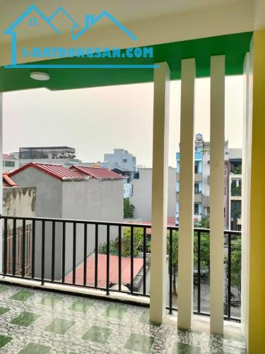 NHÀ ĐẸP HIẾM- LÔ GÓC 3 THOÁNG- GẦN PHỐ- CẦU ĐƠ -6.29 TỶ. - 4