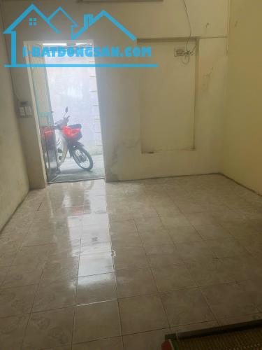 CHO THUÊ NHÀ CẤP 4 TẠI TRƯƠNG ĐỊNH, HAI BÀ TRƯNG, HÀ NỘI