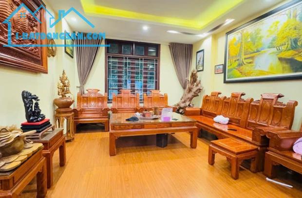 Lô Góc ngõ 132 Thanh Bình cạnh Làng VKCA, ô tô đỗ cửa 30m2 chỉ 6.28 tỷ. LH 0989626116