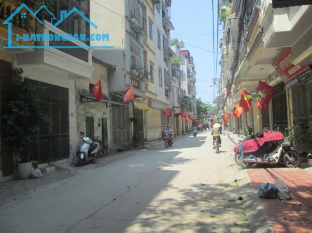 Lô Góc ngõ 132 Thanh Bình cạnh Làng VKCA, ô tô đỗ cửa 30m2 chỉ 6.28 tỷ. LH 0989626116 - 1