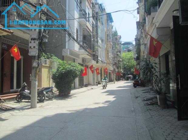 Lô Góc ngõ 132 Thanh Bình cạnh Làng VKCA, ô tô đỗ cửa 30m2 chỉ 6.28 tỷ. LH 0989626116 - 2