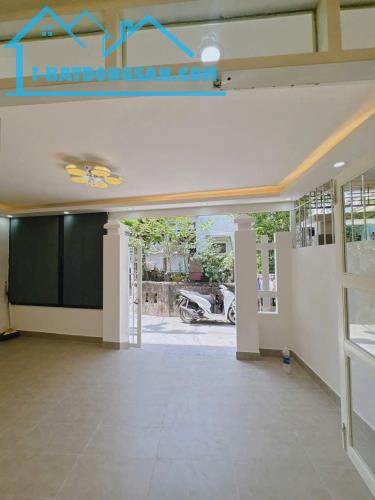 Bán nhà 70m2 Kiệt 147 Phan Đình Phùng thông Nguyễn Khuyến, P. Phú Nhuận, trung tâm TP Huế - 3