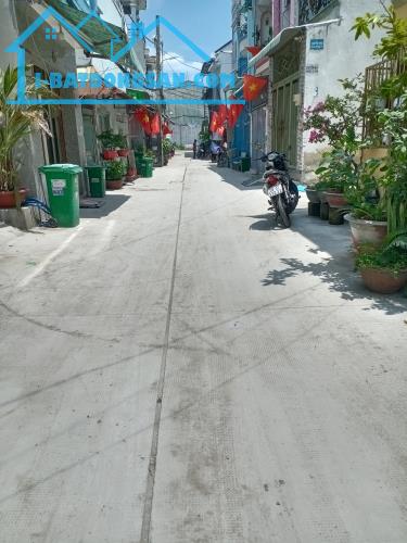 💥🏠🚘🔥 BÌNH TÂN - HẼM XE HƠI - CŨ TIỆN XÂY MỚI - 64M2 - 2 TẦNG - CHỈ NHỈNH 4 TỎI💥 - 3