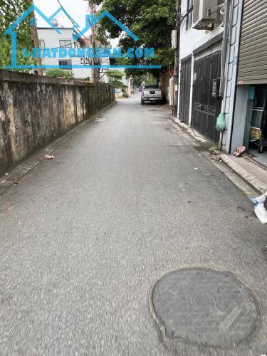 🏡HÀNG HIẾM NHÀ 3 TẦNG HÀ HUY TẬP _ TT YÊN VIÊN . DT65M tt 80m . Mt 4m. Gi á 5.65 t ỷ.