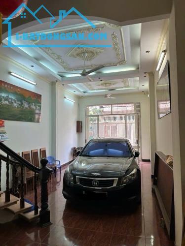 Bình Thạnh Bán Nhà Hẻm Xe Hơi Tránh 2 Căn Ra Mặt Tiền 72m2 4 Tầng 5PN Giá 11 tỷ. - 1