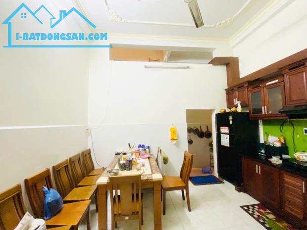 Bình Thạnh Bán Nhà Hẻm Xe Hơi Tránh 2 Căn Ra Mặt Tiền 72m2 4 Tầng 5PN Giá 11 tỷ. - 2