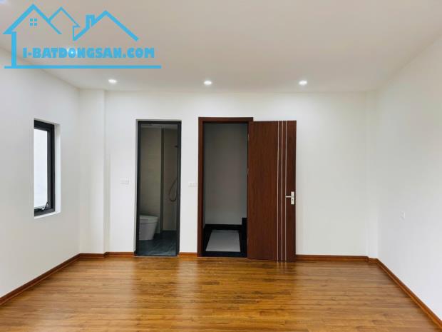 Hiếm! Nhà đẹp Phúc Lợi - 40m2 x 5 tầng, mặt tiền 6m ở ngay - giá 4.x tỷ - 3