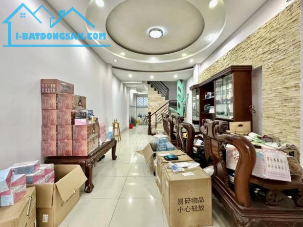 KHU VIP- HIẾM NHÀ BÁN- HẺM XE TẢI BÌNH THẠNH- UNG VĂN KHIÊM- 62M-CÔNG NHẬN ĐỦ- 4 TẦNG- 4X1 - 1