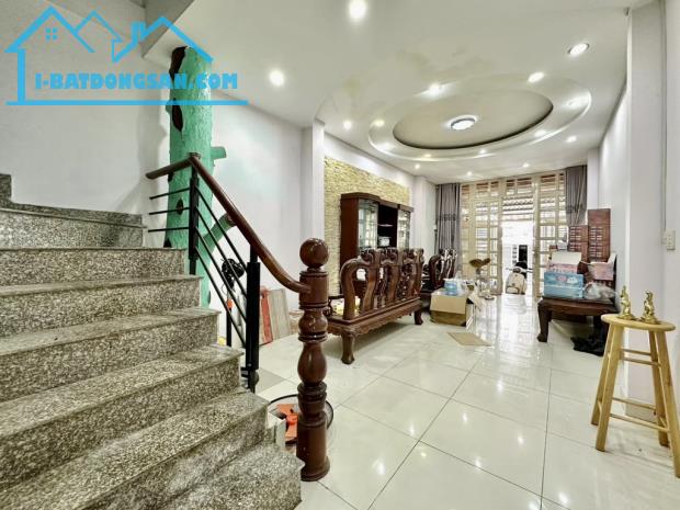 KHU VIP- HIẾM NHÀ BÁN- HẺM XE TẢI BÌNH THẠNH- UNG VĂN KHIÊM- 62M-CÔNG NHẬN ĐỦ- 4 TẦNG- 4X1 - 2