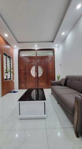 Quá đẹp nhà lô góc đường 19/5 Văn Quán HĐ, 35mx 5T, ngõ to ô tô cách 5m giá 6 tỷ.