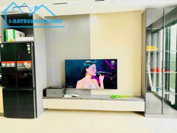 BÁN NHÀ NGỌC THUỴ - LONG BIÊN 45M x 5T, LÔ GÓC,ÔTÔ ĐƯỜNG 13.5M. TƯƠNG LAI SÁNG. GIÁ 7.2 TỶ - 3
