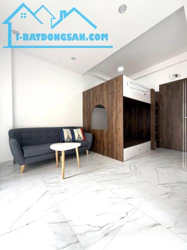 SIÊU PHẨM CCMN, Ô TÔ ĐỖ CỬA, 2 THOÁNG,10M RA PHỐ, DOANH THU 90TR/T, KHU VỰC VIP ĐỐNG ĐA. - 2