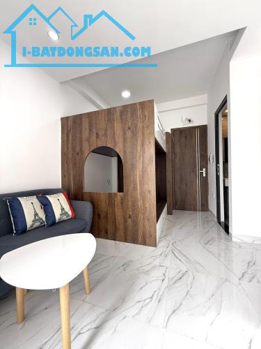 SIÊU PHẨM CCMN, Ô TÔ ĐỖ CỬA, 2 THOÁNG,10M RA PHỐ, DOANH THU 90TR/T, KHU VỰC VIP ĐỐNG ĐA. - 5