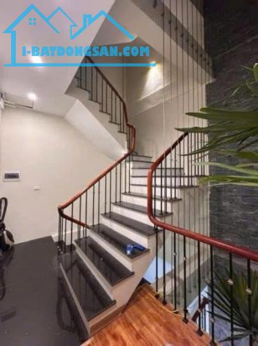NHÀ ĐẸP TRUNG TÂM QUẬN ĐỐNG ĐA – 68m² – 15.45 tỷ