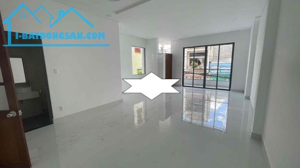 Cho thuê nhà mặt tiền Thạch Lam 144m², 2 Lầu - NGANG 8M - GẦN CHUNG CƯ - 1