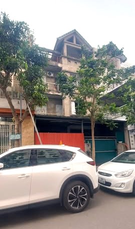 BÁN LIỀN KỀ 82M² THẠCH BÀN – LONG BIÊN – SÁT AEON – 5PH PHỐ CỔ, GIÁ CHỈ 17.5 TỶ. - 2