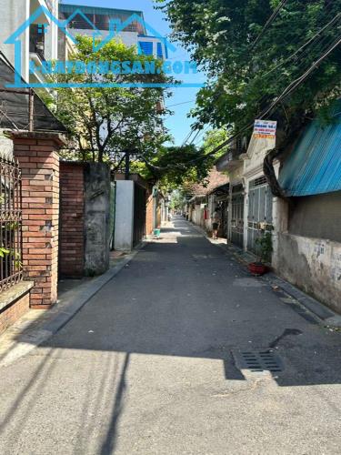 Mảnh đất đẹp rộng 103m ở Kẻ Tạnh Giang Biên giá tốt 10 tỷ 9 mặt tiền: 5m ngõ oto vào - 1