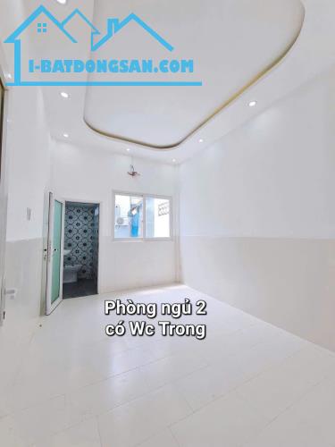 Nhà 8 triệu 2 phòng ngủ gần Vincom Hùng Vương