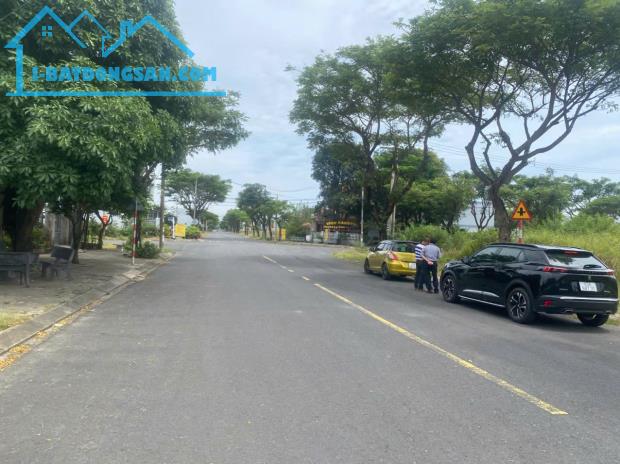 Bán lô Đất Góc 2MT đường 10m5 Bùi Quốc Khái, Ngũ Hành Sơn, DT 8m3 x 20m, giá 8 tỷ 2 tl - 1