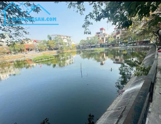 Mặt ngõ phố Bồ Đề, 5 tầng, ô tô tránh, kinh doanh.
