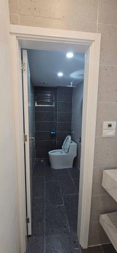Cực phẩm Tây Hồ,nhà đẹp hiếm gặp,  tháng máy hiện đại, sát phố,36m* 6T - 5