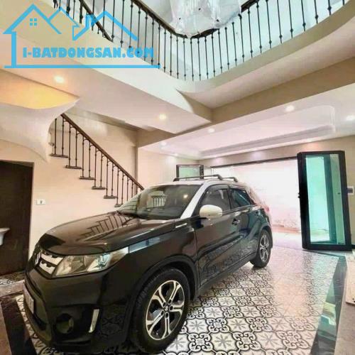 SIÊU VIP NGỌC TRÌ 45m2 6 TẦNG MT 5.2m,  8 tỷ 5, GARA Ô TÔ,  NÔI THẤT XIN XÒ. - 1