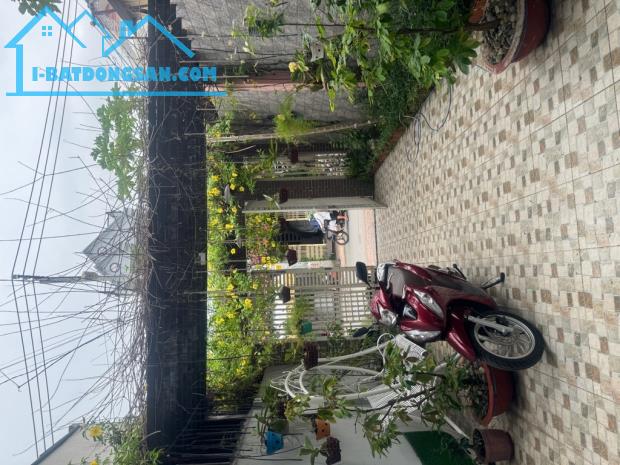 Bán gấp nhà đẹp ở ngay mặt tiền kinh doanh Mai Hắc Đế, xe hơi ngủ nhà, 150m2, SHR, HCĐ. - 5
