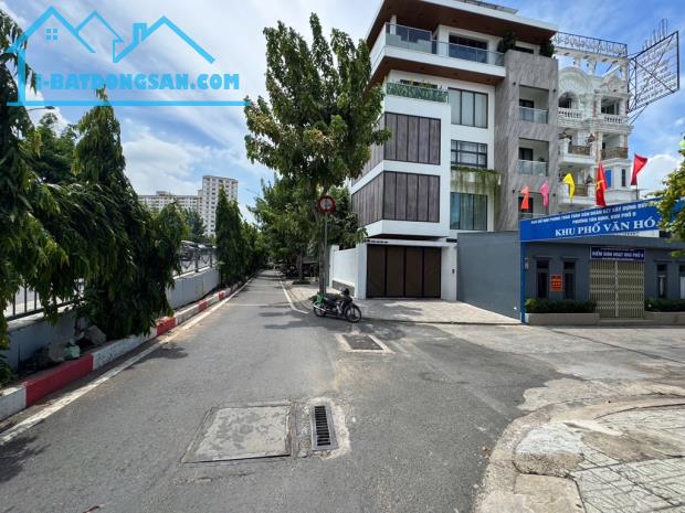 MT kinh doanh Trần Nguyên Đán, Quận 1.👉 nhà cũ phù hợp cải tạo, xây mới. 45M2👉 13,5 Tỷ